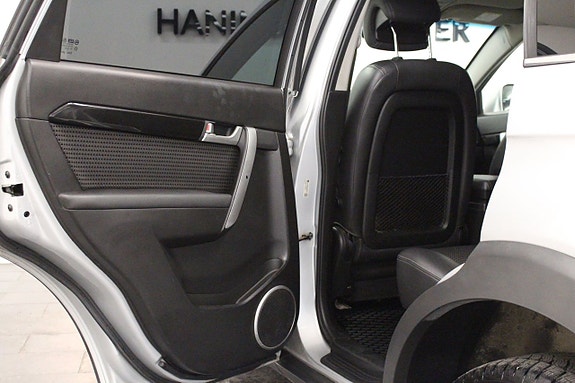 Chevrolet Captiva 16 of 18