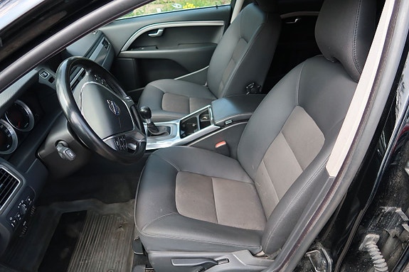 Volvo S80 5 of 6