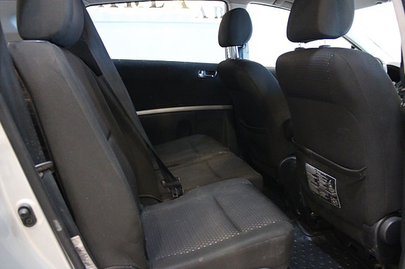 Toyota Corolla Verso 9 of 11
