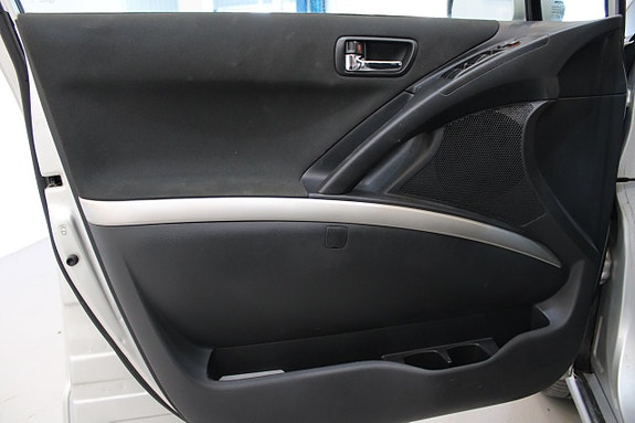 Toyota Corolla Verso 7 of 11