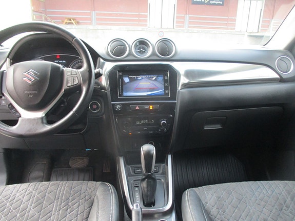 Suzuki Vitara 11 of 14