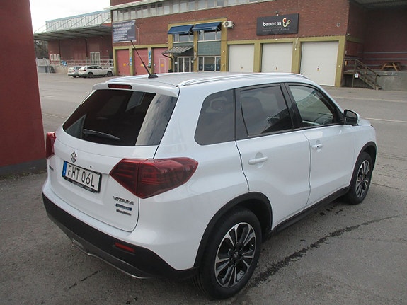 Suzuki Vitara 5 of 14