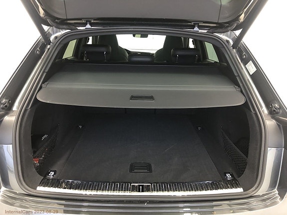 Audi e-tron 5 of 11