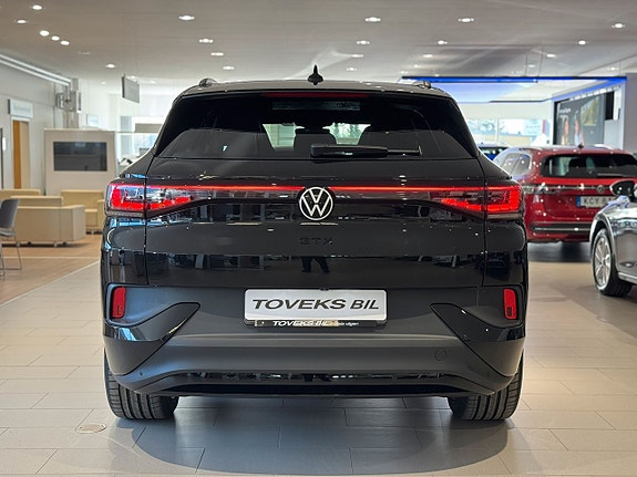 Volkswagen ID.4 4 of 22