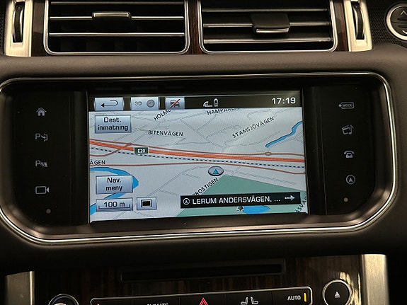 Land Rover Range Rover 18 of 19