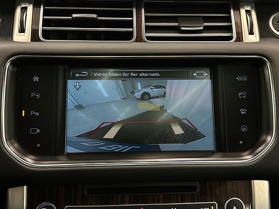 Land Rover Range Rover 17 of 19