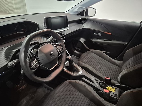 Peugeot 208 10 of 10