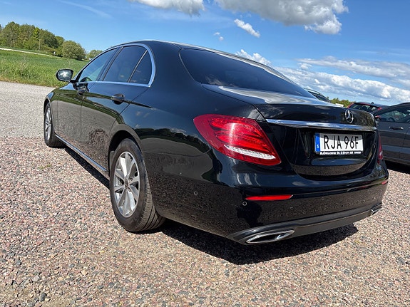 Mercedes-Benz E200 d 5 of 5