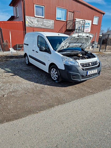 Peugeot Partner 4 of 5