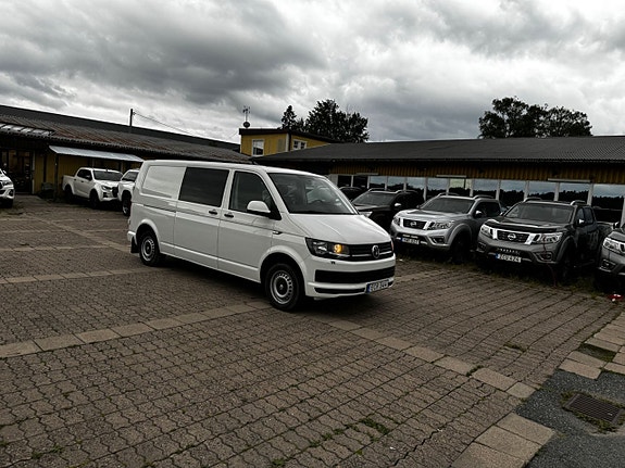 Volkswagen Transporter 4 of 24