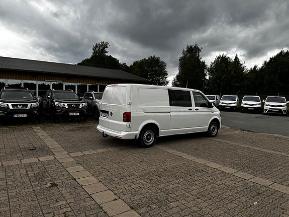 Volkswagen Transporter 8 of 24
