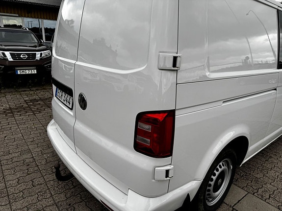 Volkswagen Transporter 7 of 24