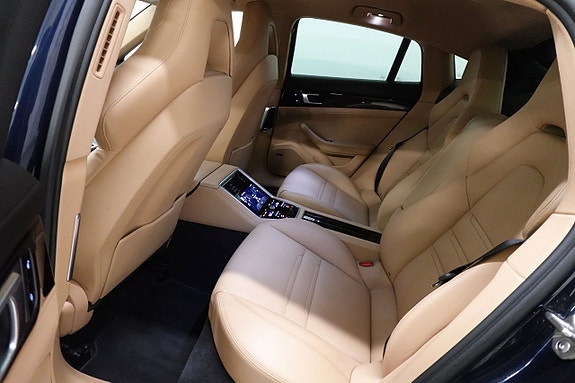 Porsche Panamera 4S 9 of 22