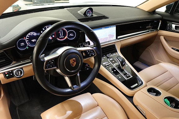 Porsche Panamera 4S 5 of 5
