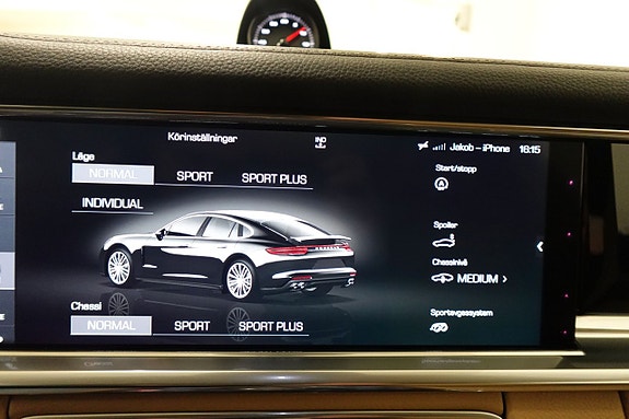Porsche Panamera 4S 16 of 22