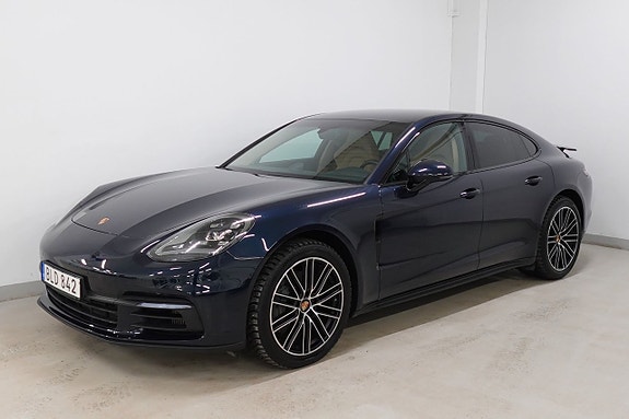 Porsche Panamera 4S