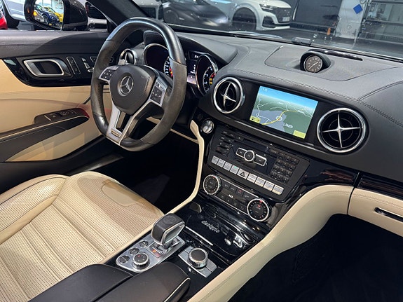 Mercedes-Benz SL63 4 of 5