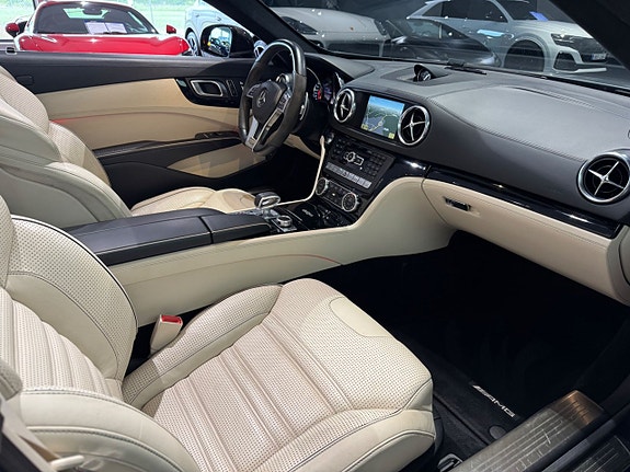 Mercedes-Benz SL63 6 of 15