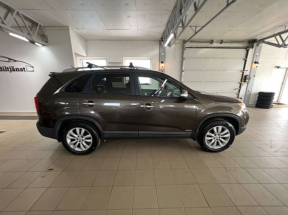 Kia Sorento 9 of 16