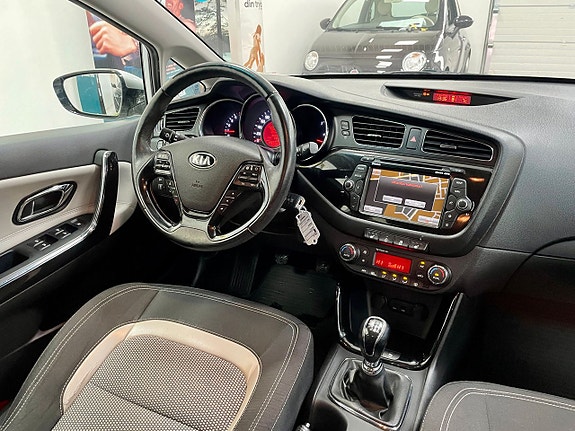 Kia Ceed 11 of 19