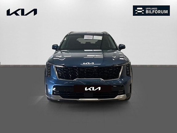 Kia Sorento 2 of 18