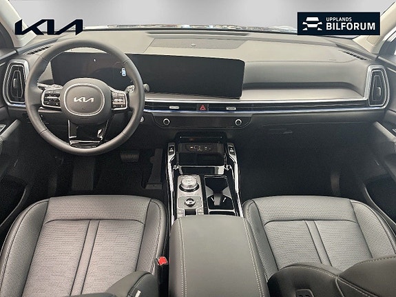 Kia Sorento 7 of 18
