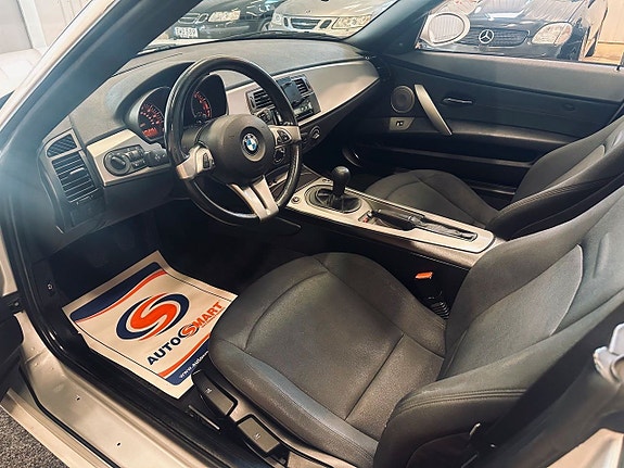 BMW Z4 8 of 18
