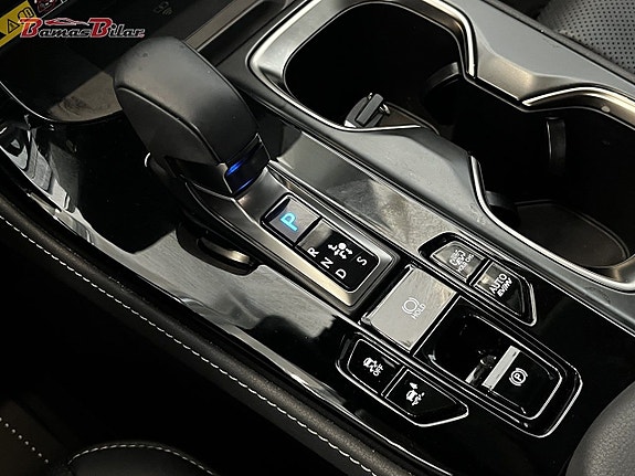 Lexus NX450h 21 of 25