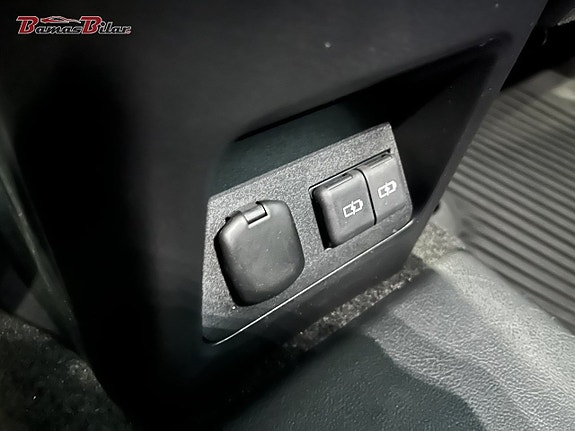 Lexus NX450h 17 of 25