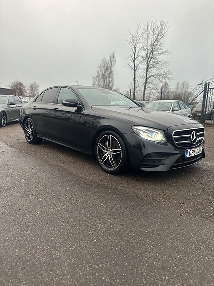 Mercedes-Benz E220 d 7 of 17