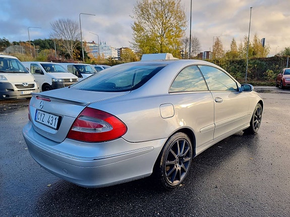 Mercedes-Benz CLK320 6 of 15