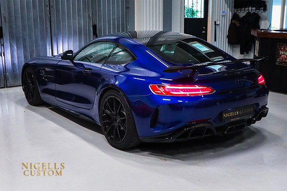 Mercedes-Benz AMG GT R 4 of 5