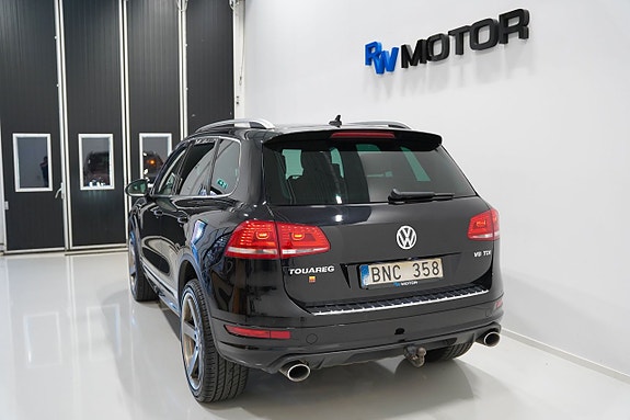 Volkswagen Touareg 4 of 5
