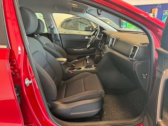 Kia Sportage 15 of 28