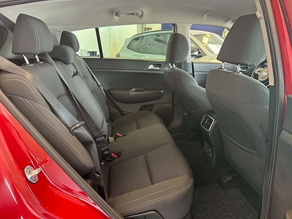 Kia Sportage 13 of 28