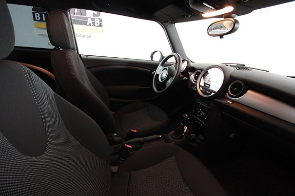 MINI Clubman Cooper 3 of 3