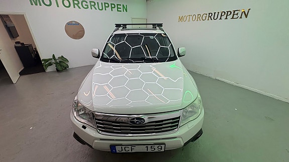 Subaru Forester 8 of 19