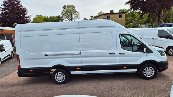 Ford Transit 8 of 18