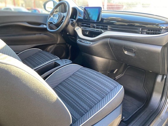Fiat 500e 6 of 6