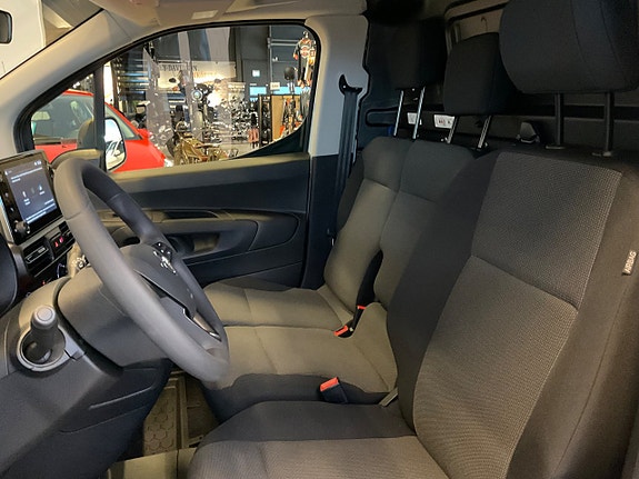 Opel Combo 8 of 12