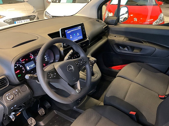 Opel Combo 7 of 12