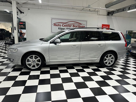 Volvo V70 7 of 18