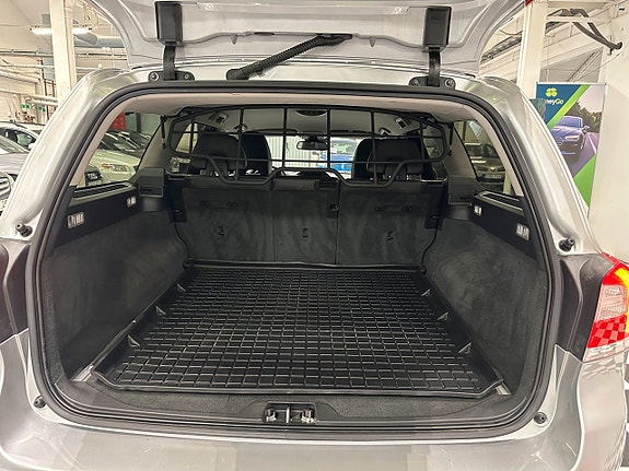 Volvo V70 16 of 18