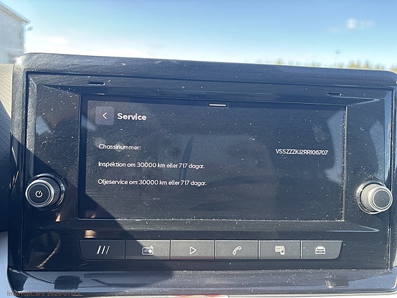 Seat Arona 10 of 11