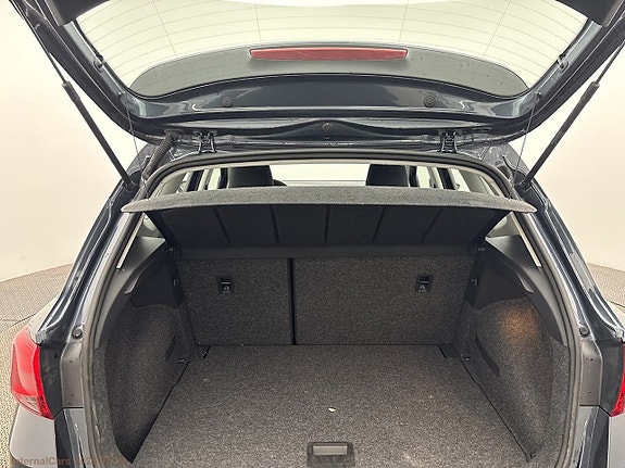 Seat Arona 8 of 11