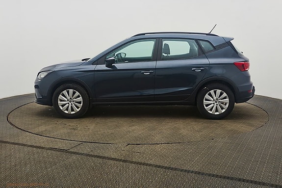 Seat Arona 2 of 5