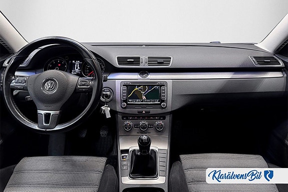 Volkswagen Passat 6 of 13