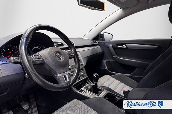 Volkswagen Passat 7 of 13