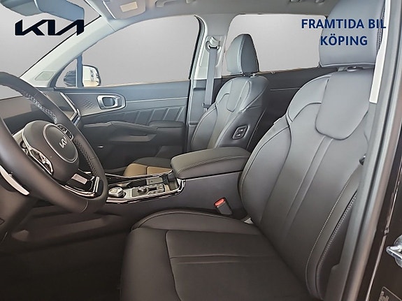 Kia Sorento 8 of 15