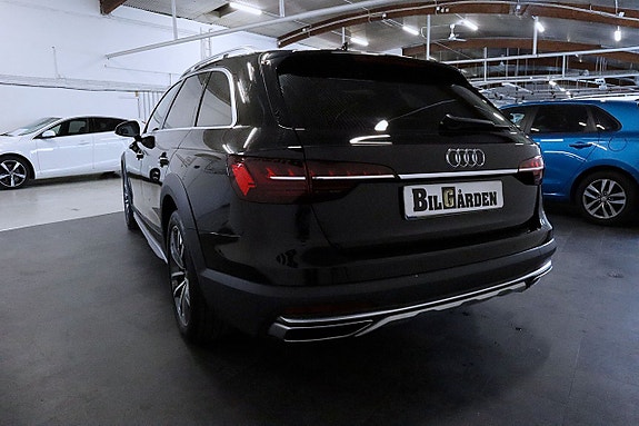 Audi A4 allroad 4 of 5
